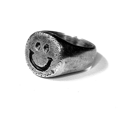 Intro to Carving & Casting class by Alloy Atelier, featuring students working on jewelry carving and metal casting projects.