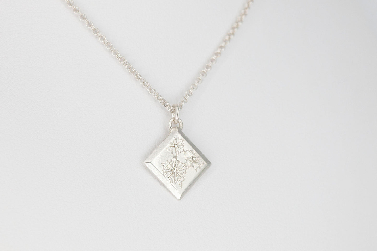 Wildflower Necklace - Alloy Atelier