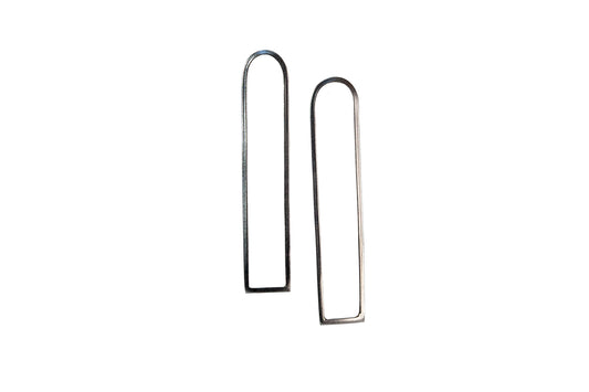 Silver Ellyse Bendillo Window Arch studs, close-up view showing their sleek design and shiny finish.