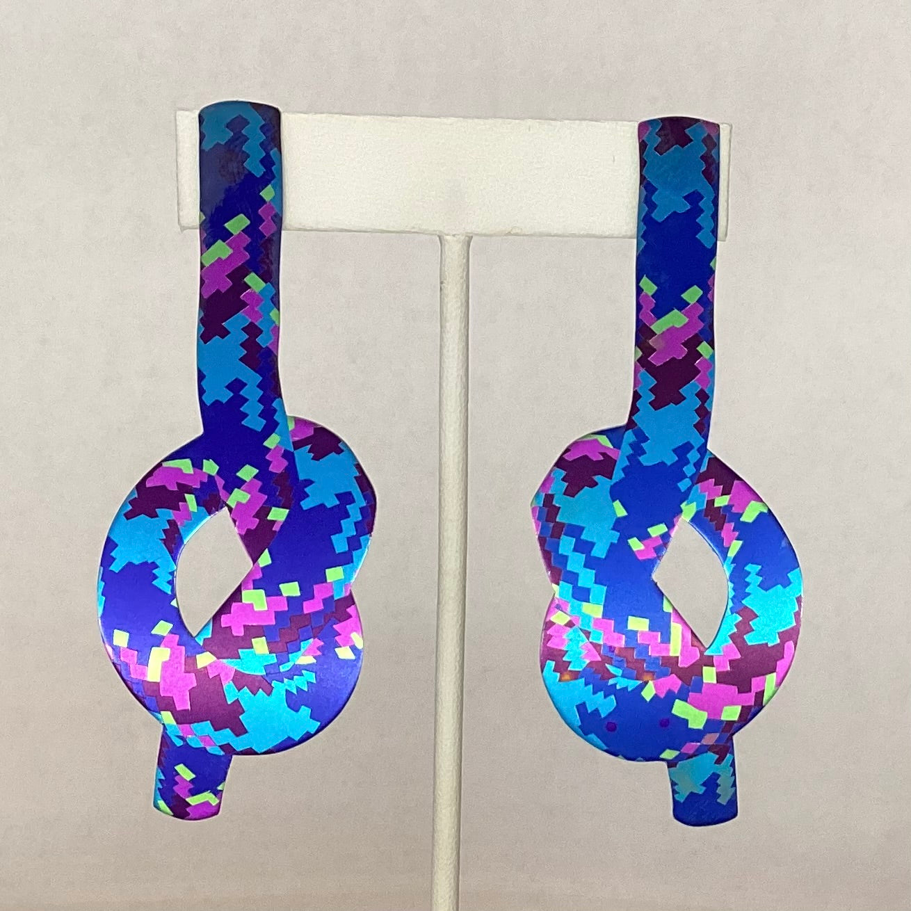 Overhand Earrings - Alloy Atelier