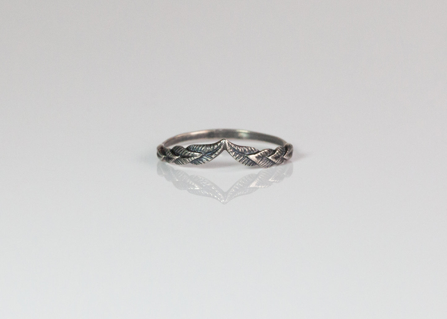 Curved Wreath Band - Alloy Atelier