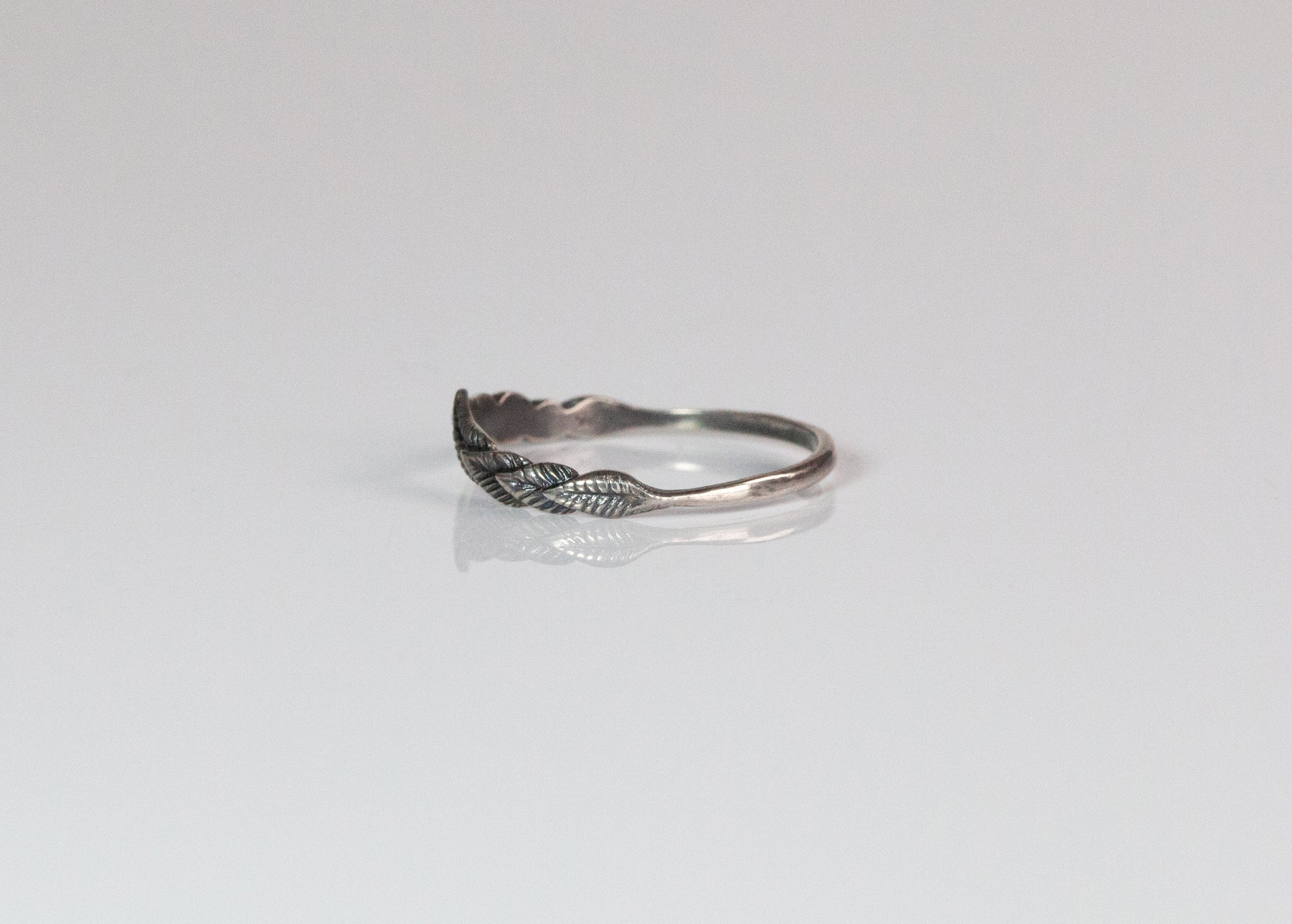 Curved Wreath Band - Alloy Atelier