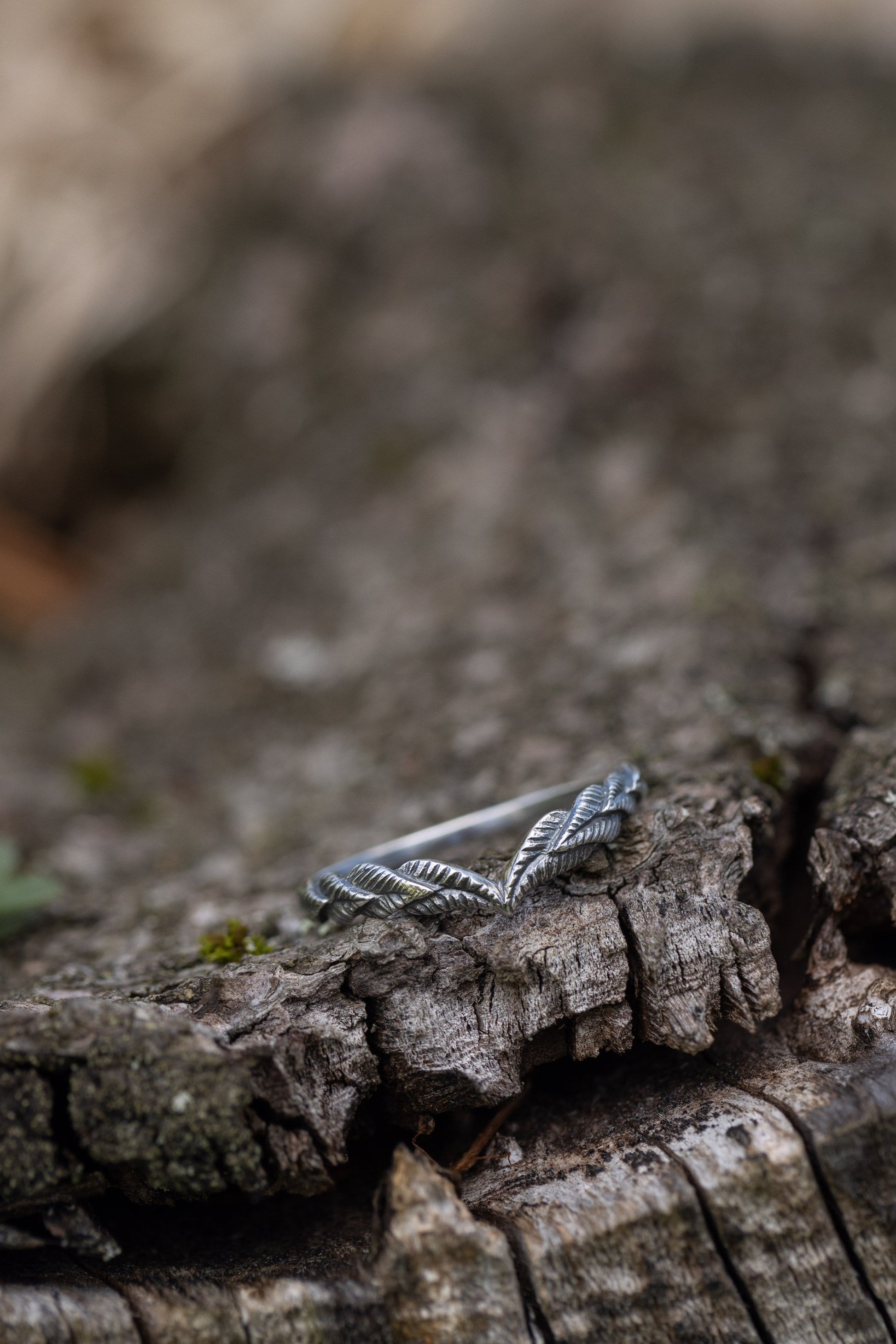 Curved Wreath Band - Alloy Atelier