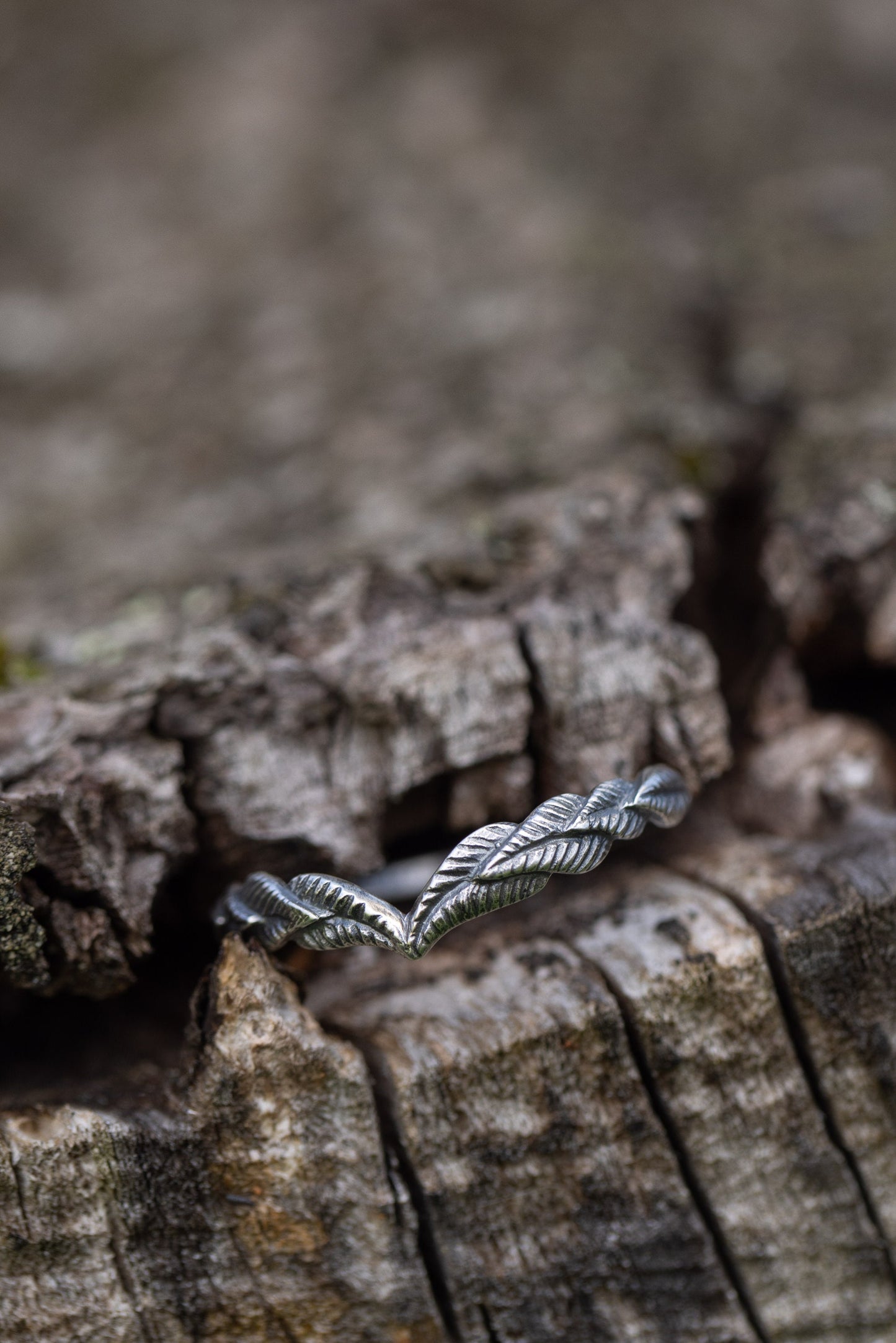 Curved Wreath Band - Alloy Atelier