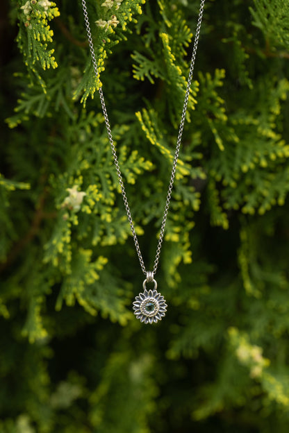 Sunflower Necklace - Alloy Atelier