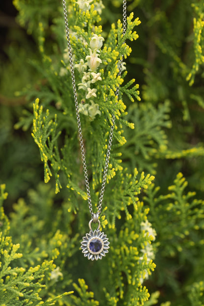 Sunflower Necklace - Alloy Atelier