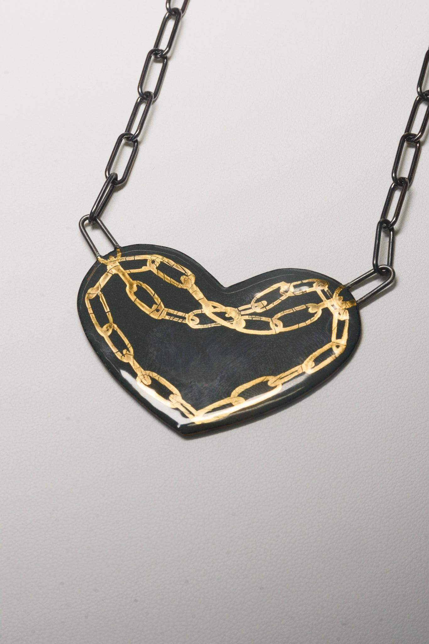 Enamel Chain Heart Necklace - Alloy Atelier