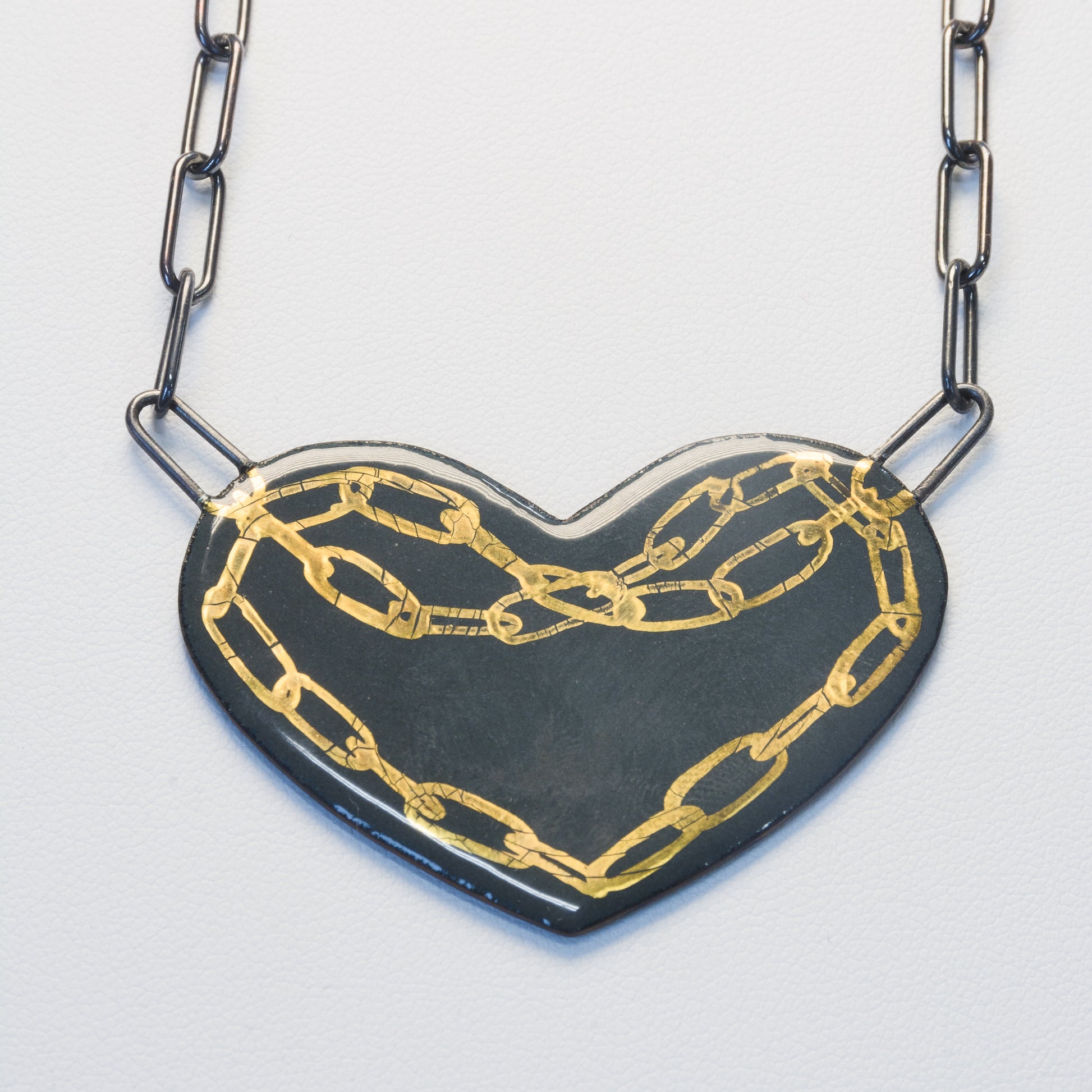 Enamel Chain Heart Necklace - Alloy Atelier